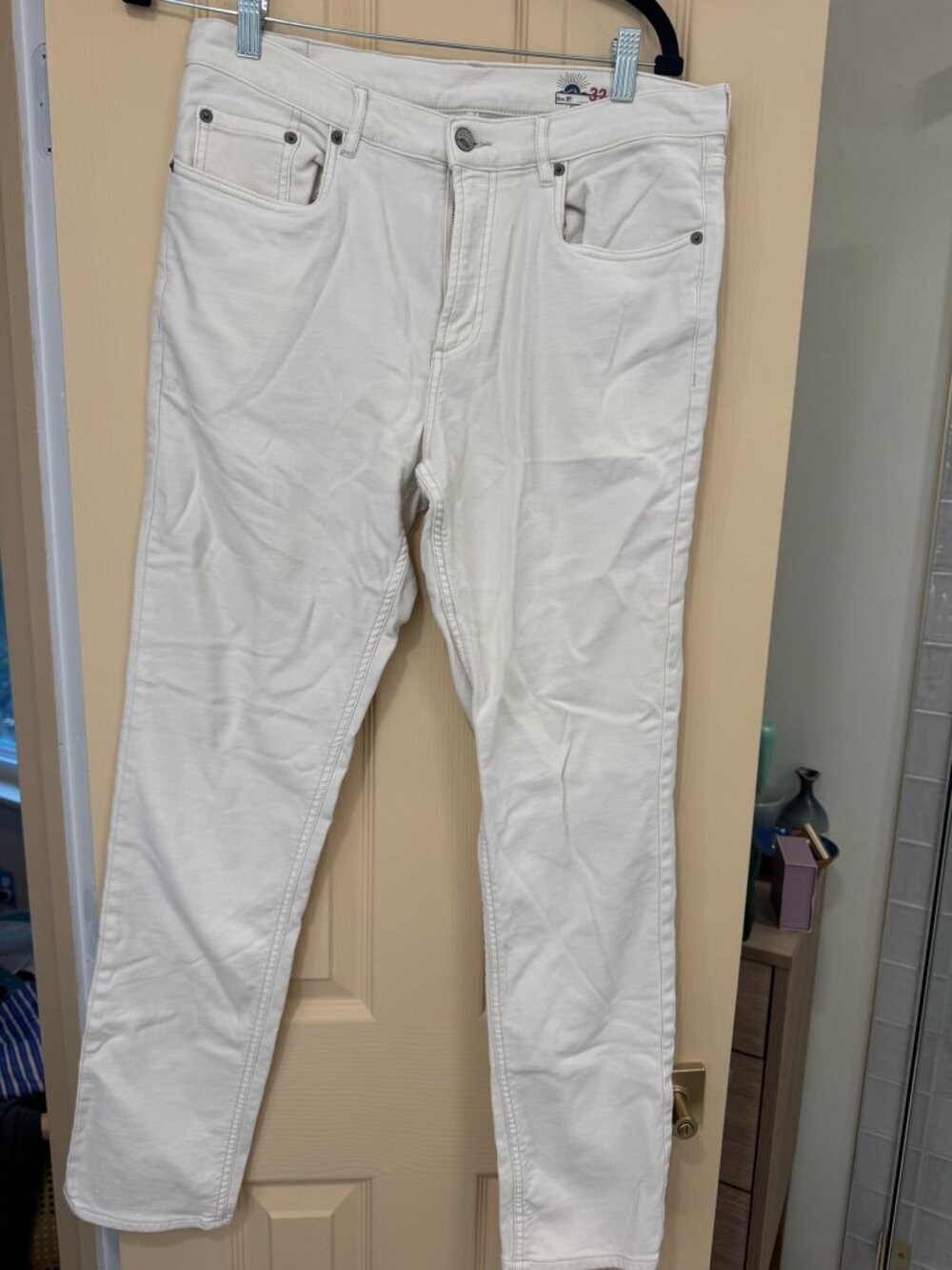Faherty Brand White/Cream Denim Jeans — Size 32